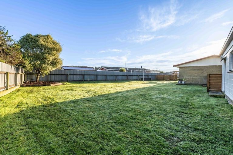 Photo of property in 92 Dunbeath Crescent, Kew, Invercargill, 9812