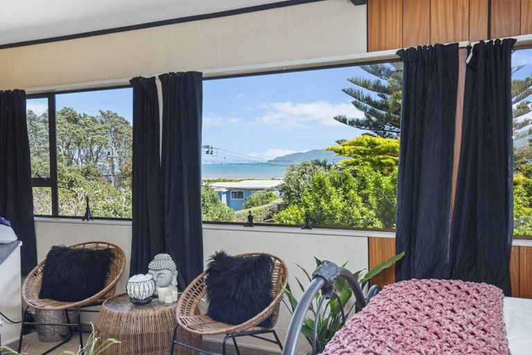 Photo of property in 44 Manly Street, Paraparaumu Beach, Paraparaumu, 5032