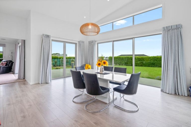 Photo of property in 11 Majestic Chance, Seaward Bush, Invercargill, 9812