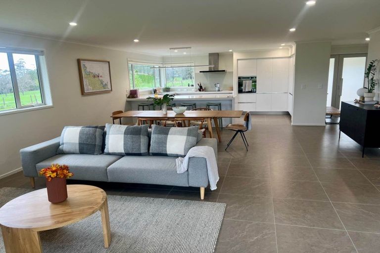 Photo of property in 22 Lone Gum Lane, Kerikeri, 0230