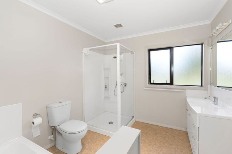 Photo of property in 77 Bruce Road, Levin, 5510