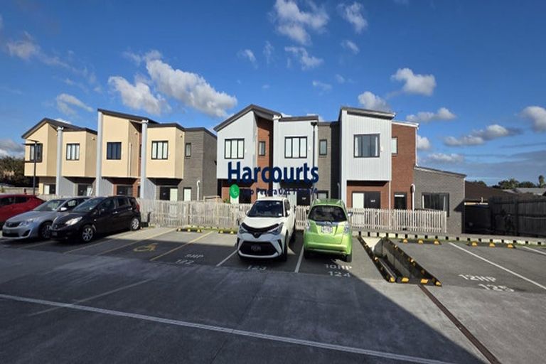 Photo of property in 11 Hari Place, Favona, Auckland, 2024