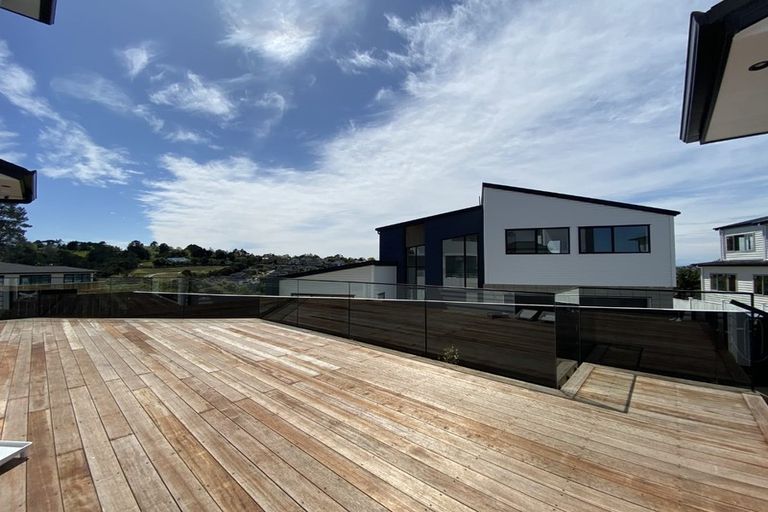 Photo of property in 1 Paikea Street, Albany Heights, Auckland, 0632