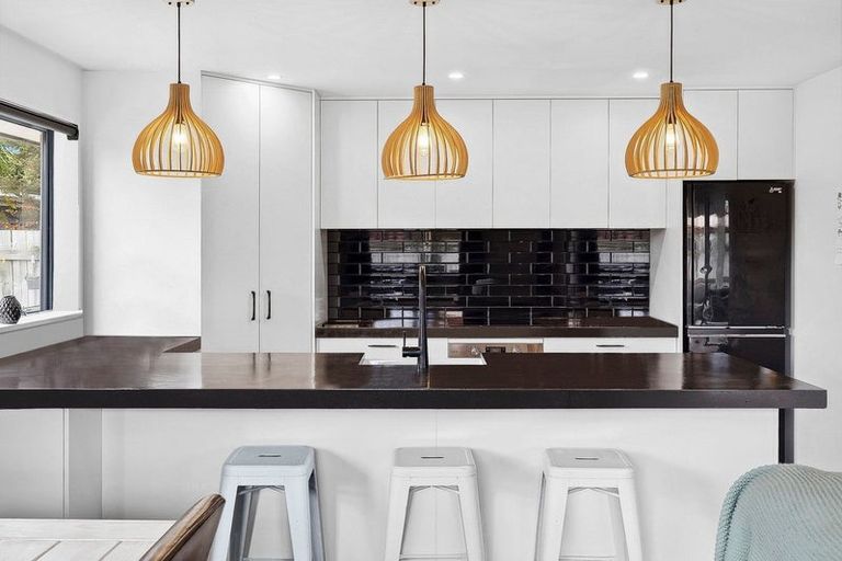 Photo of property in 13 Ash Avenue, Albert Town, Wanaka, 9305