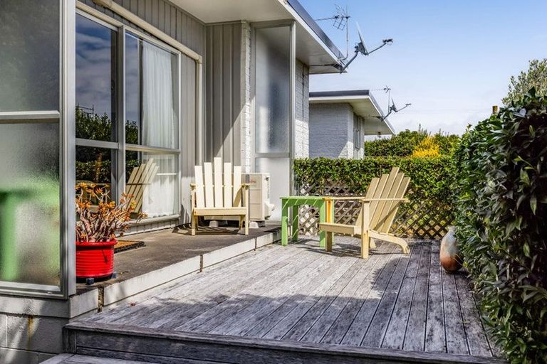 Photo of property in 44 Fulford Street, New Plymouth, 4310