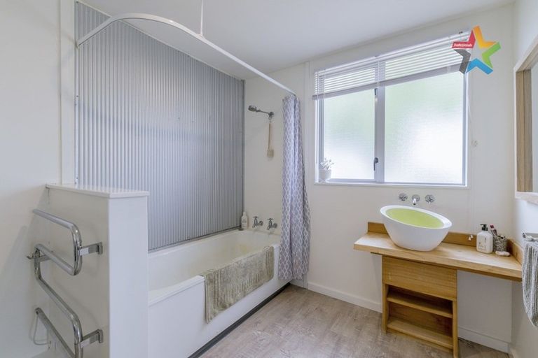 Photo of property in 341 Te Horo Beach Road, Te Horo Beach, Otaki, 5581