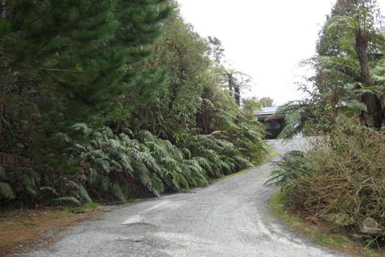 Photo of property in 27 Ross Street, Dunollie, Runanga, 7803