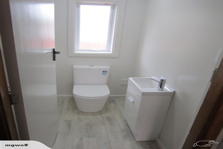 Photo of property in 1/5 Milnebank Street, Upper Riccarton, Christchurch, 8041