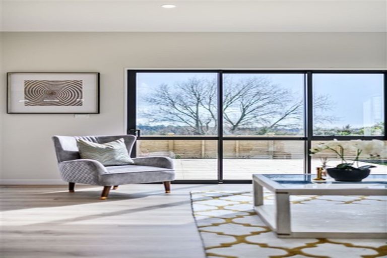 Photo of property in 29 Cirrus Way, Ranui, Auckland, 0612