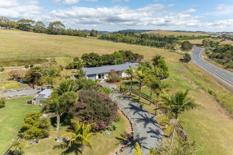 Photo of property in 2679a State Highway 10, Mangonui, 0494