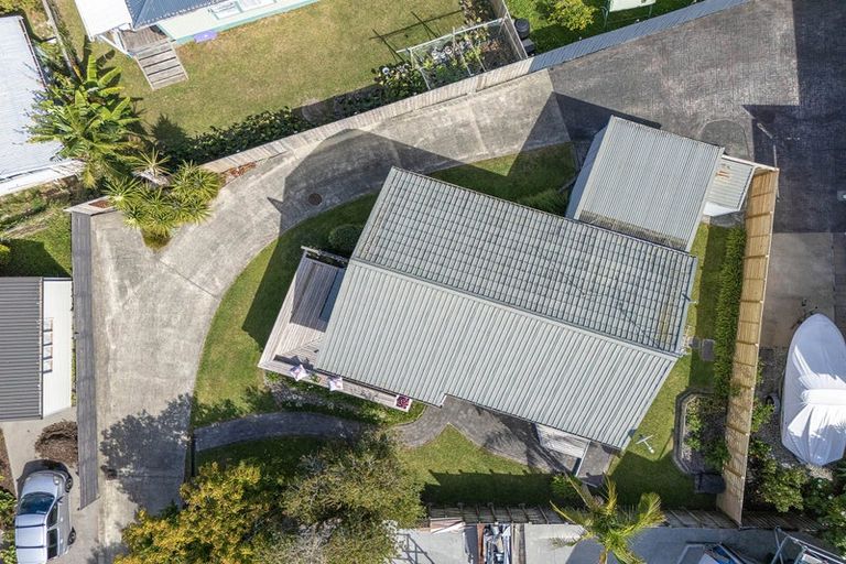 Photo of property in 22a Ngatira Place, Snells Beach, 0920