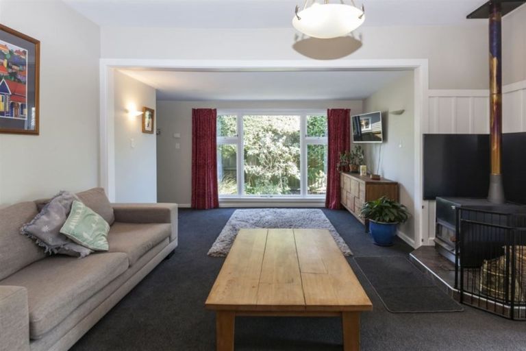 Photo of property in 73 Paparoa Street, Papanui, Christchurch, 8053