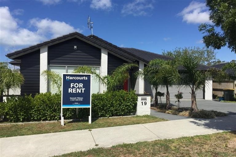 Photo of property in 19 Harris Drive, Silverdale, 0932