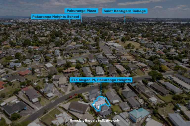 Photo of property in 27c Megan Avenue, Pakuranga Heights, Auckland, 2010