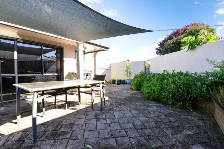 Photo of property in 21 Ayrshire Drive, Grandview Heights, Hamilton, 3200