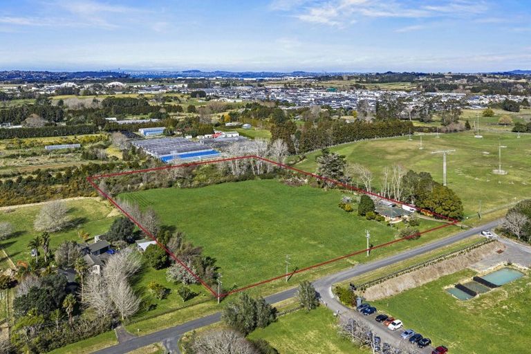 Photo of property in 7 Bristol Road, Whenuapai, Auckland, 0618