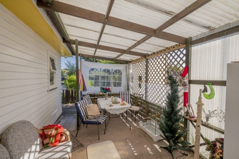 Photo of property in 99 Queen Street West, Levin, 5510