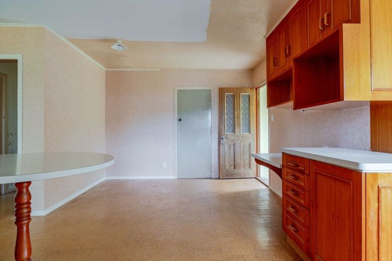 Photo of property in 111 Hinemoa Valley Road, Kaitawa, Pahiatua, 4981