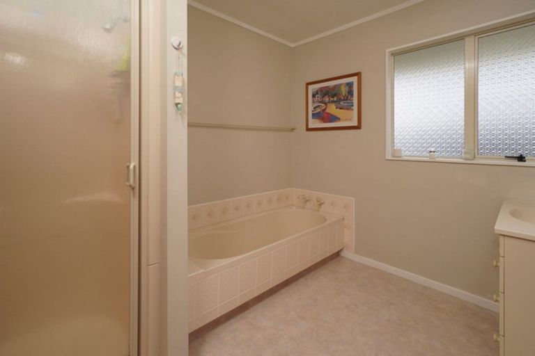 Photo of property in 22 Vining Crescent, Stoke, Nelson, 7011