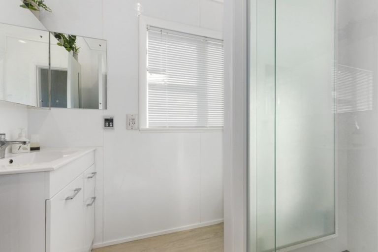 Photo of property in 140 Cuba Street, Petone, Lower Hutt, 5012