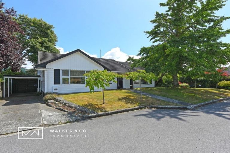 Photo of property in 40 Gloucester Street, Silverstream, Upper Hutt, 5019
