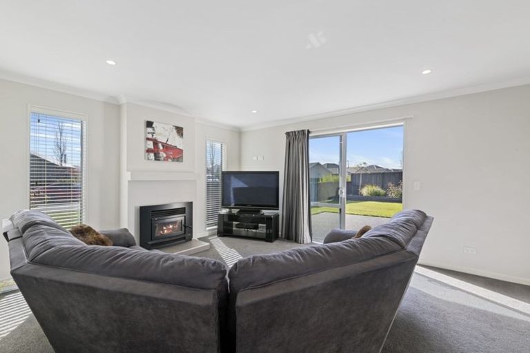 Photo of property in 5 Navy Loop, Rolleston, 7614