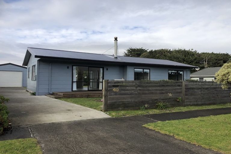Photo of property in 40 Scott Avenue, Otaki Beach, Otaki, 5512