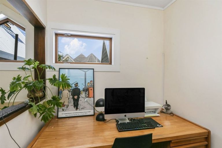 Photo of property in 11a Anne Street, Wadestown, Wellington, 6012