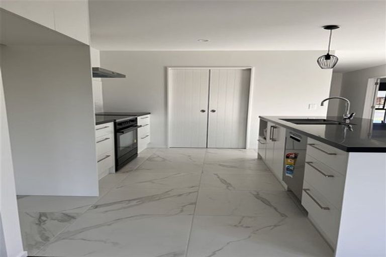 Photo of property in 89 Northmoor Boulevard, Rolleston, 7615