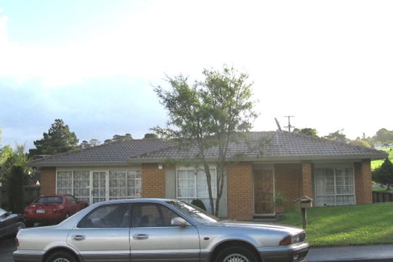 Photo of property in 1 Jacinta Grove, Swanson, Auckland, 0612