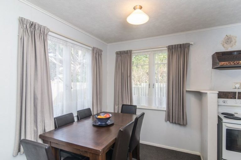 Photo of property in 86 Ruapehu Street, Paraparaumu, 5032