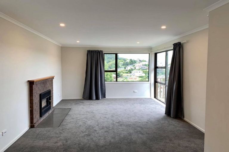 Photo of property in 32 Tomkins Street, Green Island, Dunedin, 9018