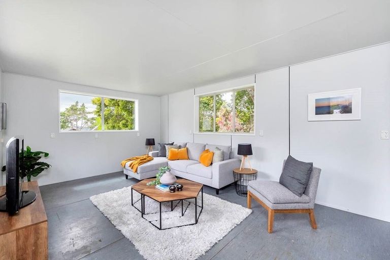 Photo of property in 5 Naviti Place, Browns Bay, Auckland, 0630