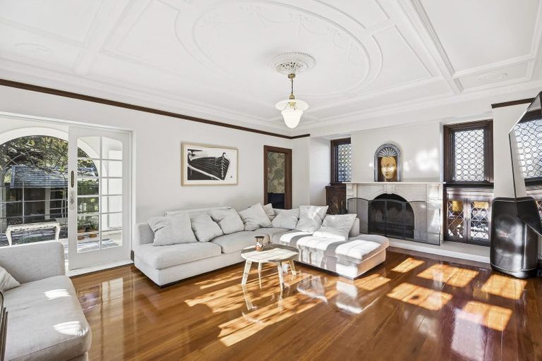 Photo of property in 27 Sandringham Street, Saint Clair, Dunedin, 9012