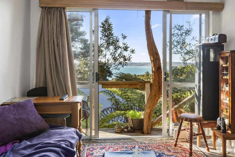 Photo of property in 19 Te Tuhi Road, Raglan, 3297