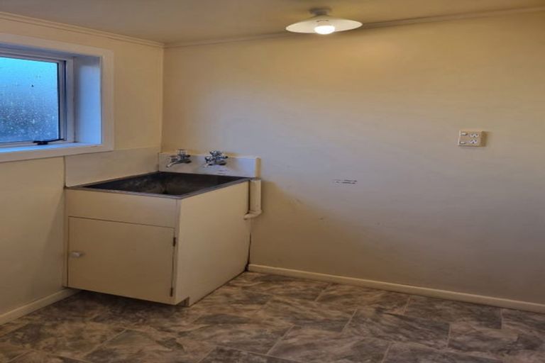 Photo of property in 28 Princess Street, Martinborough, 5711