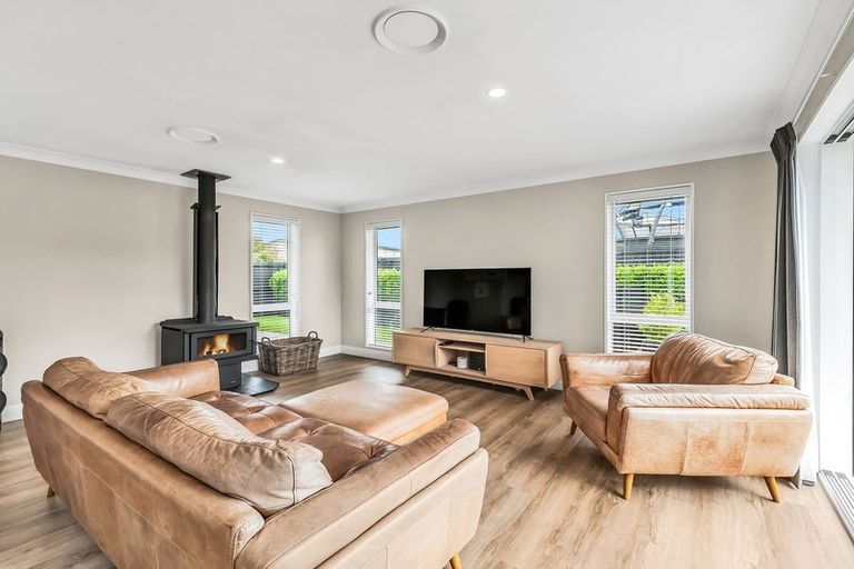 Photo of property in 48 Bradbury Avenue, Rolleston, 7614