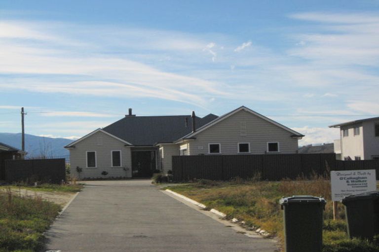 Photo of property in 27 Robertson Court, Cromwell, 9310