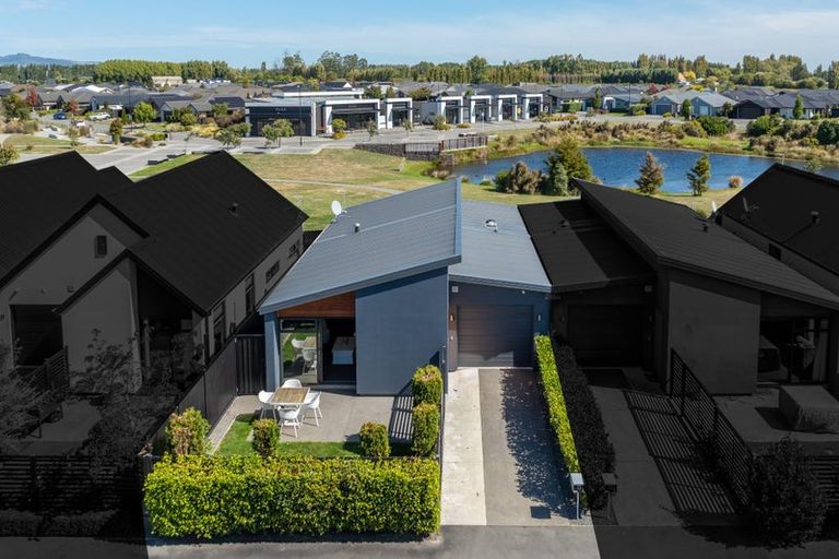 Photo of property in 15a Te Whenu Crescent, Marshland, Christchurch, 8083