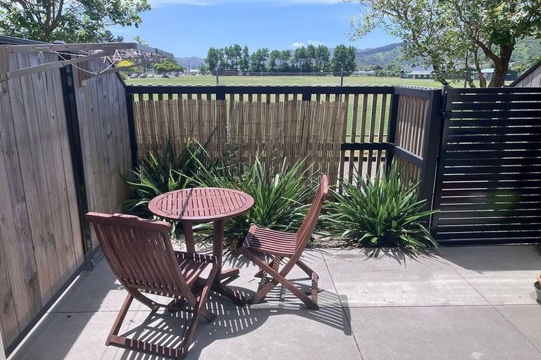Photo of property in 8/28 Fitzherbert Road, Wainuiomata, Lower Hutt, 5014