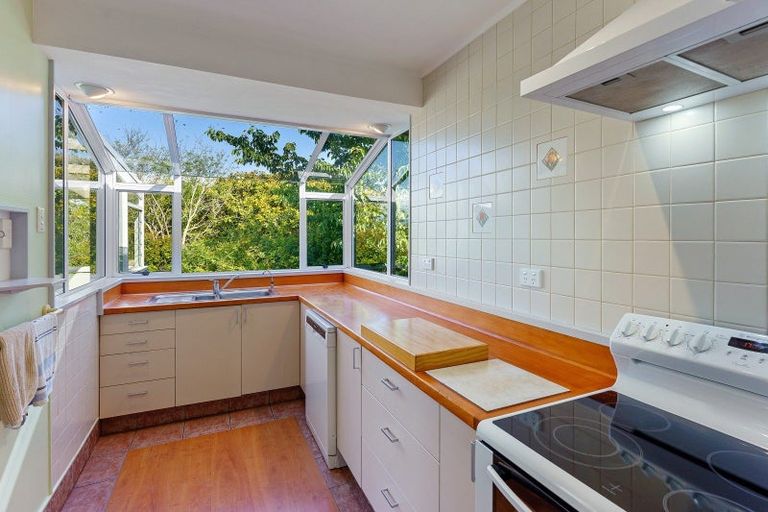 Photo of property in 15 Arthur Street, Waikawa Beach, Levin, 5573
