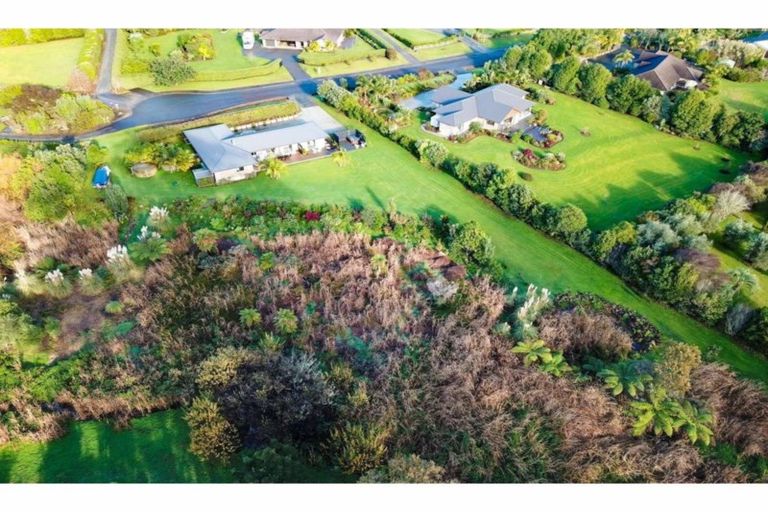 Photo of property in 15 Urutawa Drive, Kerikeri, 0230