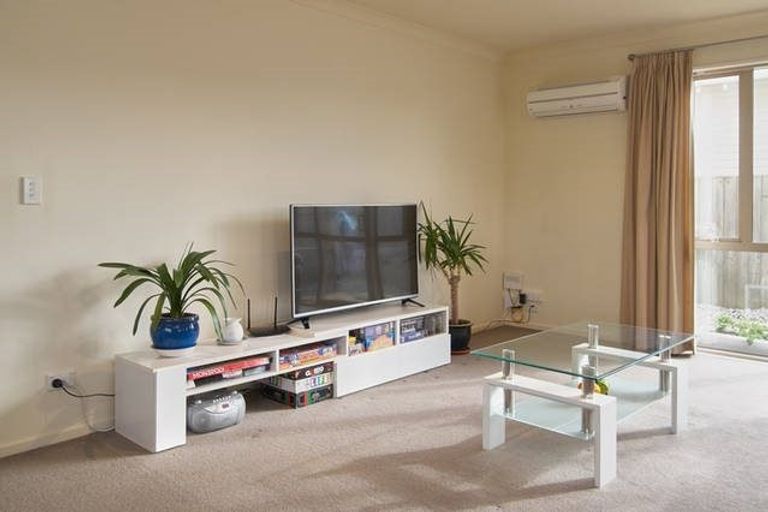 Photo of property in 96 Elizabeth Street, Riccarton, Christchurch, 8041