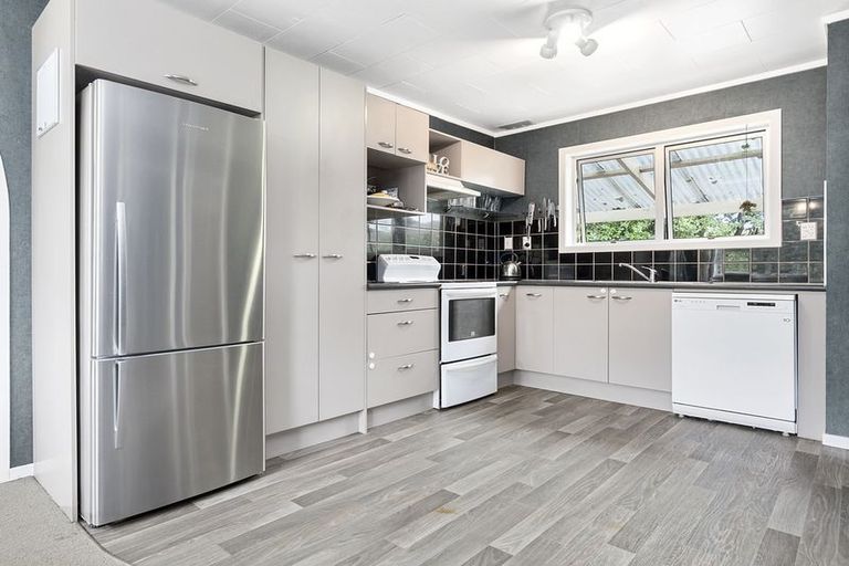 Photo of property in 29 Carlyle Street, Leamington, Cambridge, 3432