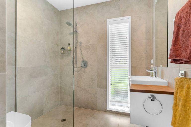 Photo of property in 11 Arcadian Lane, Waipu, 0582