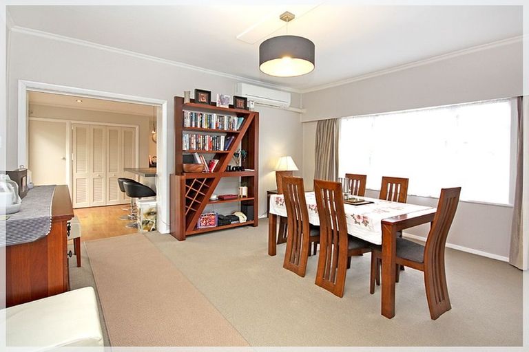 Photo of property in 176 Bartholomew Road, Levin, 5510