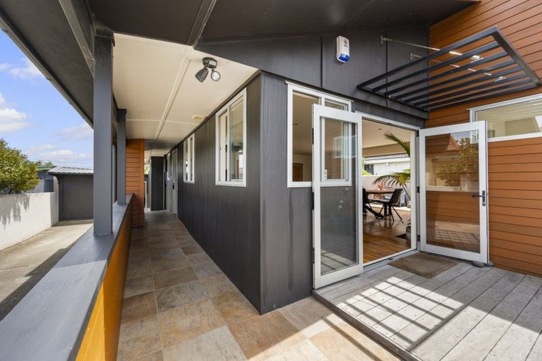 Photo of property in 108 Charles Street, Westshore, Napier, 4110