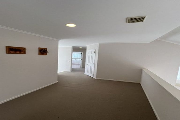 Photo of property in 8 Covina Place, Somerville, Auckland, 2014