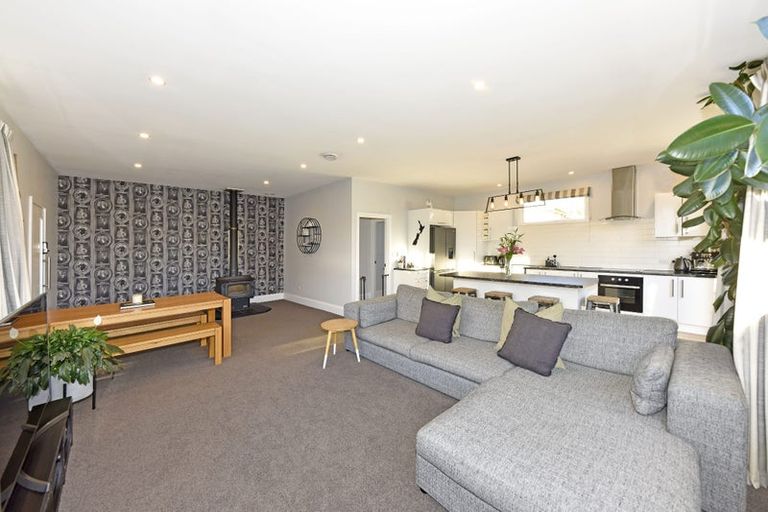 Photo of property in 11 Domain Terrace, Spreydon, Christchurch, 8024