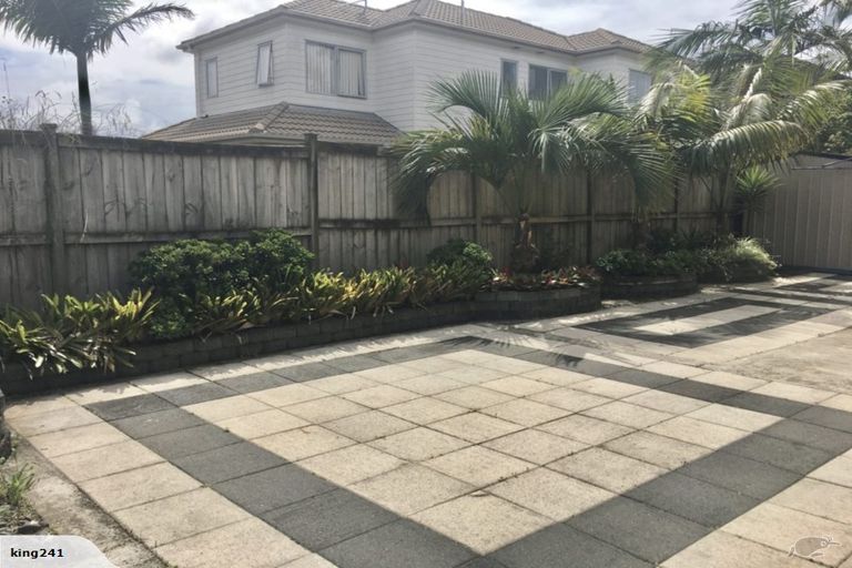 Photo of property in 38 Baverstock Road, Flat Bush, Auckland, 2016